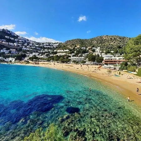 In By The With Pool Appartement